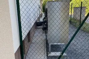 BD Klecany — montáž tří tepelných čerpadel Acond — foto 2