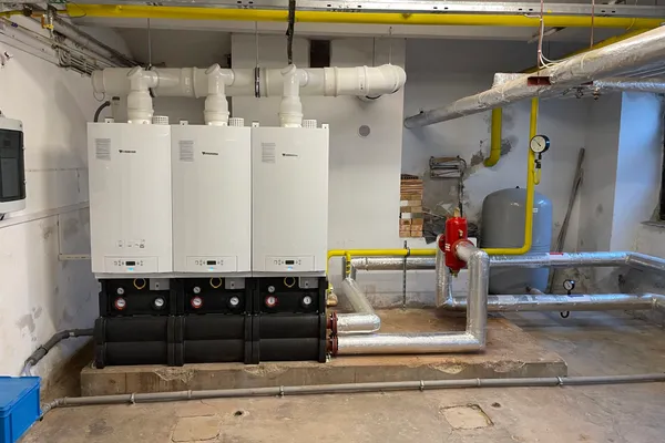 Okresní soud Nymburk — rekonstrukce kotelny o výkonu 300 kW — foto 1